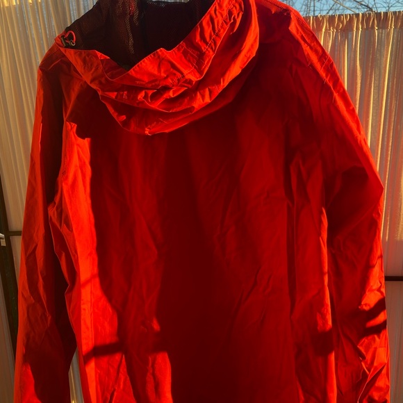 NWOT- HELLY Hansen hooded rain jacket, red, MENS, XL - Picture 8 of 11